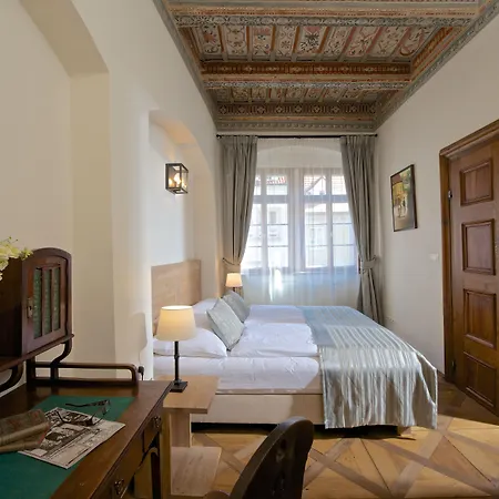 公寓 优梅森纳瑟公寓式酒店 *