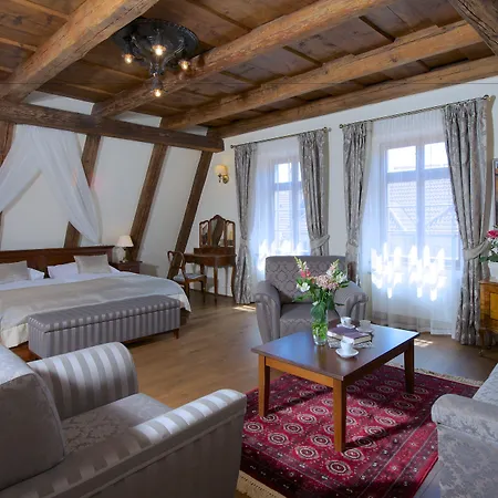 优梅森纳瑟公寓式酒店 公寓