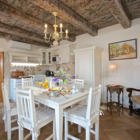 公寓 优梅森纳瑟公寓式酒店 布拉格