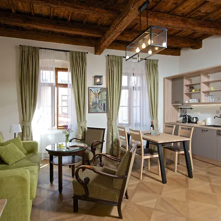 优梅森纳瑟公寓式酒店 公寓