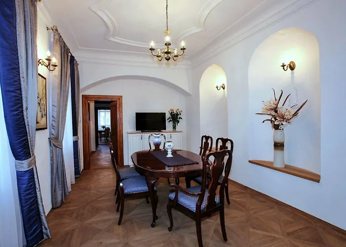 U Mecenase Apartment *